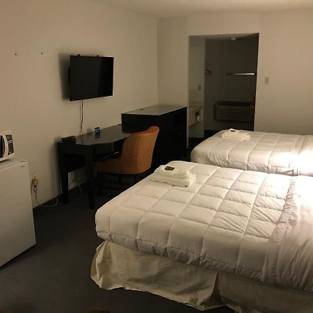 Strathroy Motor Inn Delaware 外观 照片