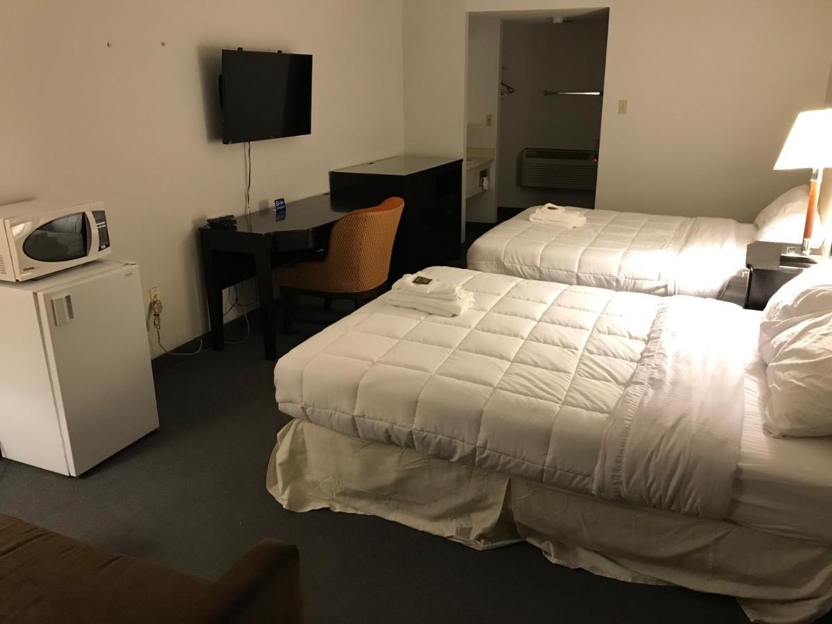 Strathroy Motor Inn Delaware 外观 照片