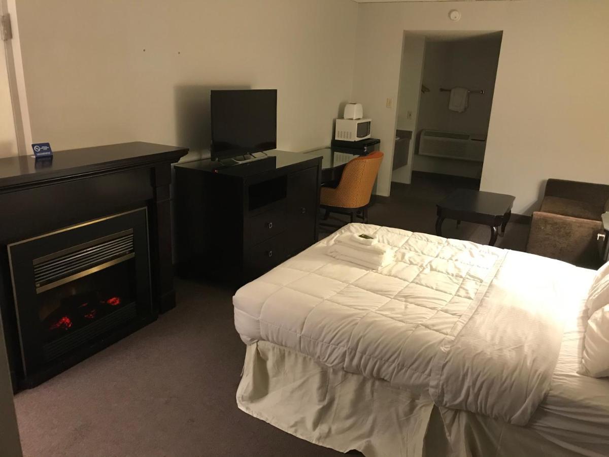 Strathroy Motor Inn Delaware 外观 照片